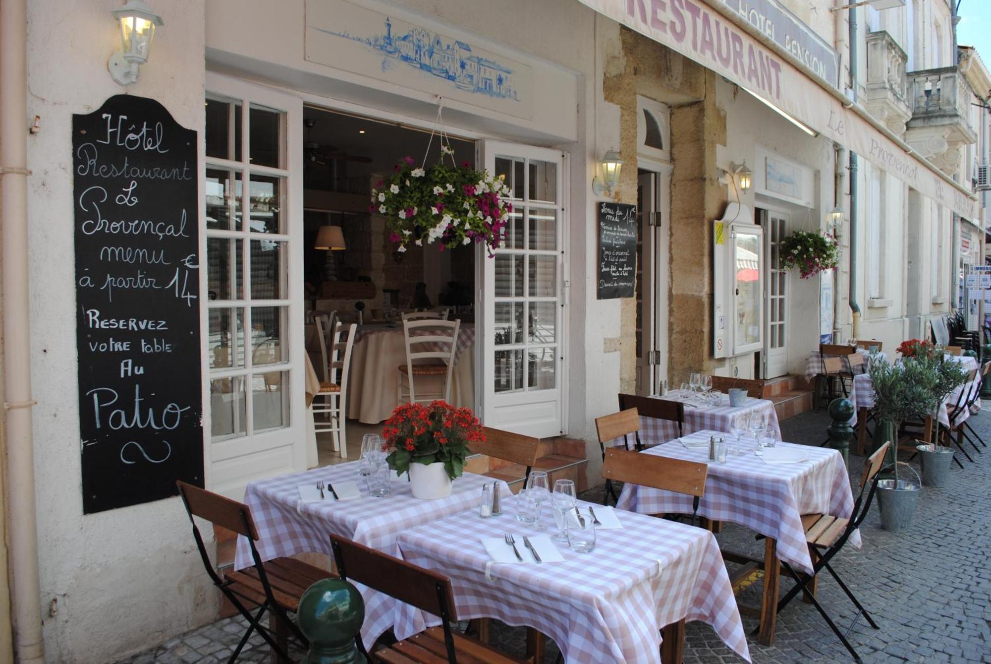 Hotel Restaurant Le Provencal Le Grau-du-Roi Exterior foto